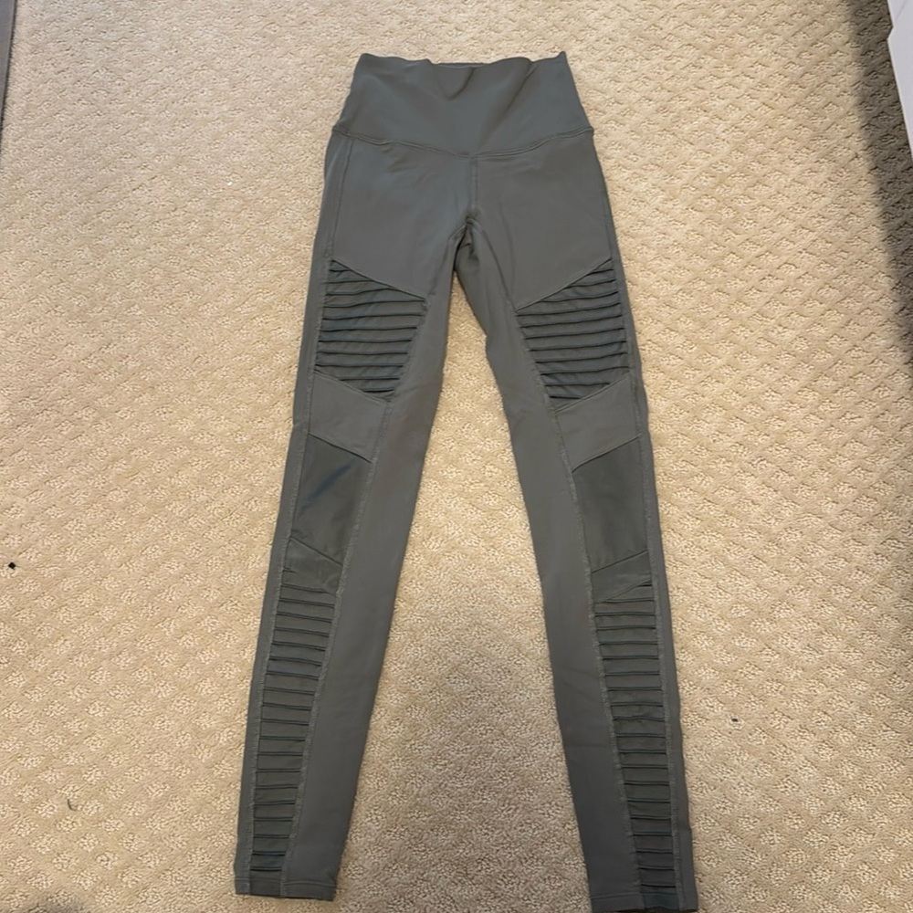 Alo Moto Leggings